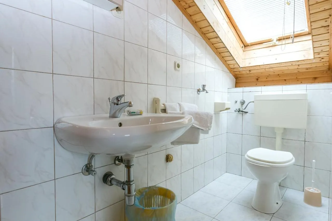 Pansion Alen - Dugi Otok Bed & Breakfast Luka  3*, Luka (Dugi Otok)
