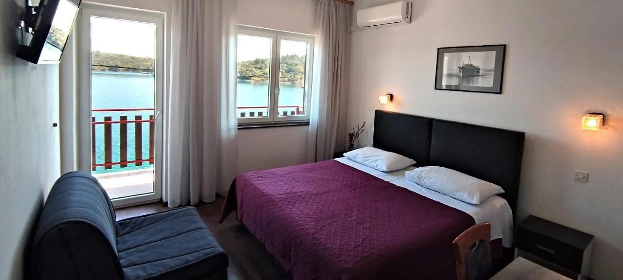 Pansion Alen - Dugi Otok Bed & Breakfast Luka  Croatia